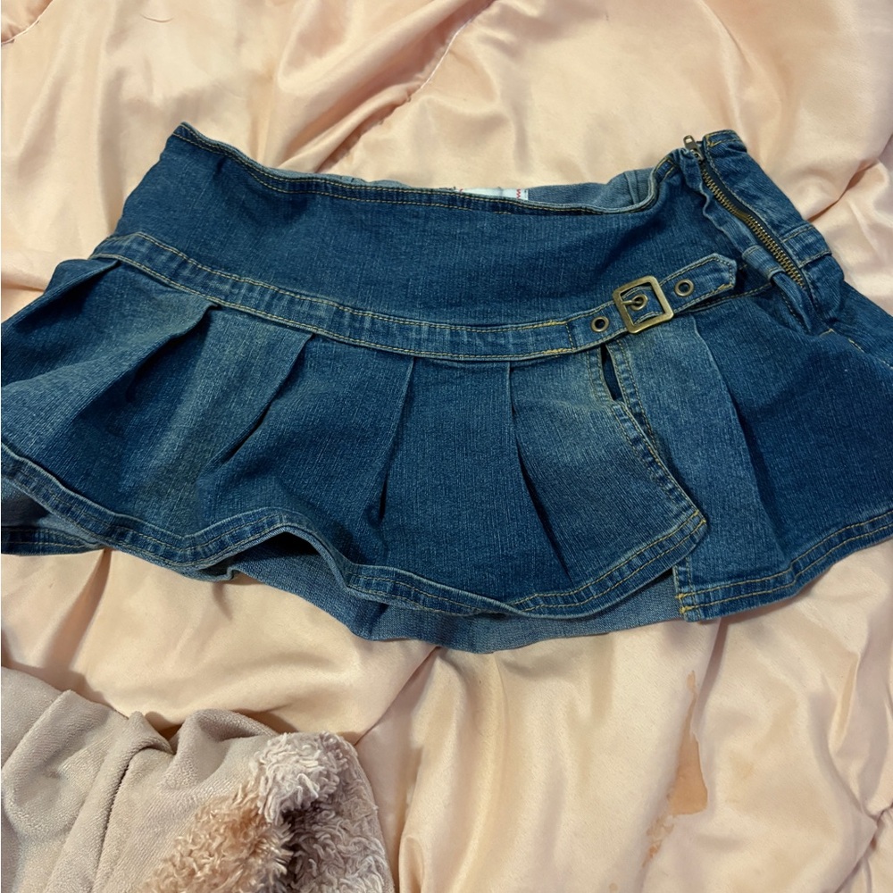 Denim Pleated Mini Skirt with Side Buckle - Blue